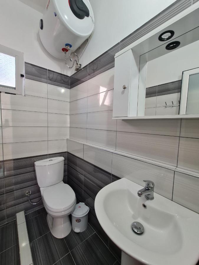 Ava'S Guesthouse 卡萨米尔 外观 照片